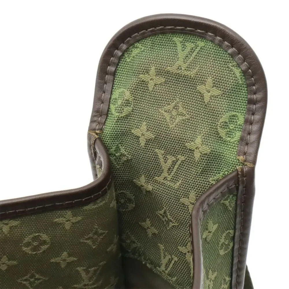 Louis Vuitton Shoulder Bag